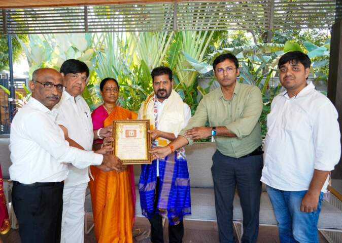 కీసరగుట్ట బ్రహ్మోత్సవాలు .. సీఎం రేవంత్‌రెడ్డిని ఆహ్వానించిన పాలకవర్గం..