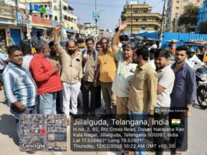 యాప్ క్యాబ్ సర్జ్ ప్రైసింగ్‌పై ఆటో డ్రైవర్ల ఆగ్రహం: ప్రధాన చౌరస్తాల్లో భారీ ఆందోళన!