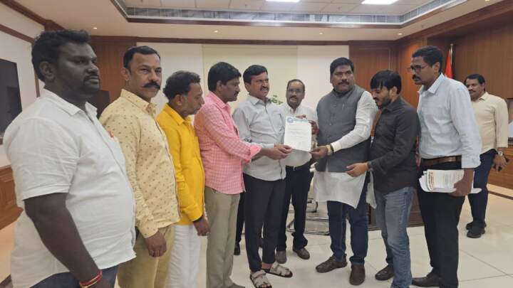 జర్నలిస్టులకు శుభవార్త: రాష్ట్రంలో రికార్డు స్థాయిలో 44,706 అక్రిడిటేషన్ కార్డులు!