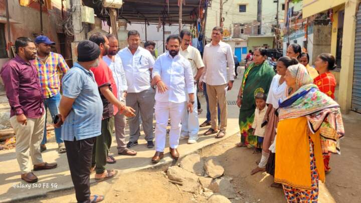 ఖైరతాబాద్ డివిజన్‌లో మన్నె గోవర్ధన్ రెడ్డి పర్యటన: స్థానిక సమస్యల పరిష్కారానికి అధికారులకు విజ్ఞప్తి!