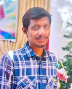 రాజు వెడ్స్ రాంబాబు సినిమా సీన్ రిపీట్……