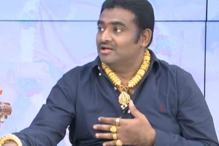 లిక్కర్ ‘సిండికేట్ గణేష్’పై ఎస్సీ, ఎస్టీ అట్రాసిటీ కేసు!*వైన్ షాపుల పేరుతో గిరిజన ఉద్యోగికి రూ. 75 లక్షల కుచ్చుటోపీ..