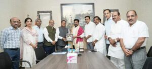 తెలంగాణలో రెండో విడత ‘శ్వేత విప్లవం’: పాడి రైతుల ఆర్థికాభివృద్ధికి సీఎం రేవంత్ రెడ్డి సరికొత్త రోడ్ మ్యాప్!