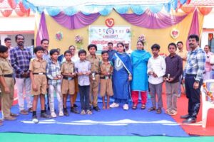 పిల్లలు మొబైల్ ఫోన్ కు బానిస కావద్దు…