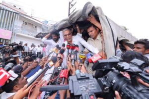 తెలంగాణ భవన్ నుంచి హైడ్రామా.. హరీశ్‌రావు అరెస్టుతో రాజకీయ ఉద్రిక్తత..!