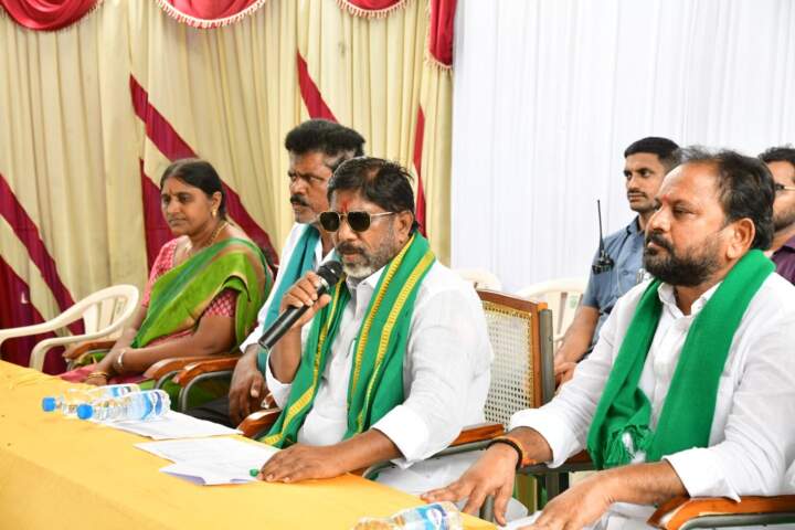 చింతకానిలో నేడు భారీ రైతు ఆశీర్వాద సభ..! డిప్యూటీ సీఎం భట్టి విక్రమార్క..