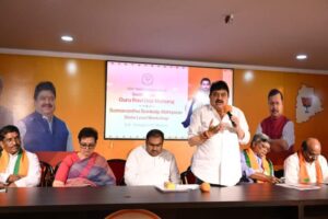 పరీక్షల విశ్వసనీయతకు కేంద్రం పెద్దపీట.