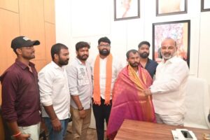 హిందూ విశ్వాసాన్ని వ్యక్తం చేసినందుకు బెదిరింపులు సరికావు:కేంద్ర మంత్రి బండి సంజయ్ కుమార్.