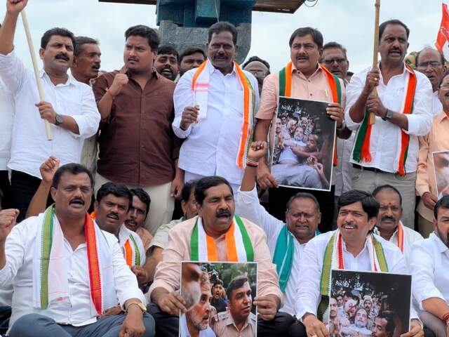 కేంద్ర విద్యాశాఖ మంత్రి ధర్మేంద్ర ప్రధాన్ రాజీనామా చేయాలి..