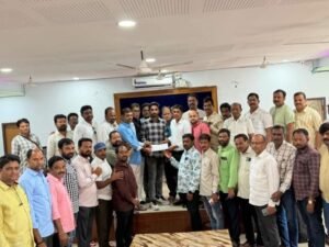 గ్రేటర్ వరంగల్ ప్రెస్ క్లబ్ సభ్యుడి కుటుంబానికి ఆర్థిక భరోసా :అధ్యక్షుడు వేముల నాగరాజు..!