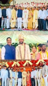 వివాహ శుభకార్యాలకు హాజరైన ఎమ్మెల్యే రంగారెడ్డి…నూతన వధూవరులను ఆశీర్వదించారు.