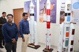 విద్యతో పాటు నైపుణ్యాల అభివృద్ధికి ప్రత్యేక దృష్టి పెట్టాలి..: జిల్లా కలెక్టర్ దివాకర టిఎస్