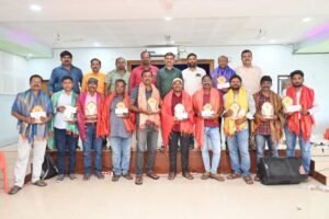 గ్రేటర్ వరంగల్ ప్రెస్ క్లబ్ లో ఫొటో జర్నలిస్టులకు ఘన సన్మానం..