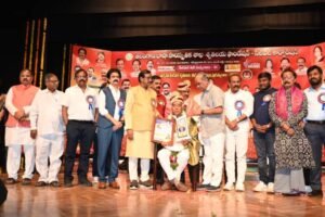 గడ్డం కృష్ణమూర్తికి జీవన సాఫల్యపురస్కారం…